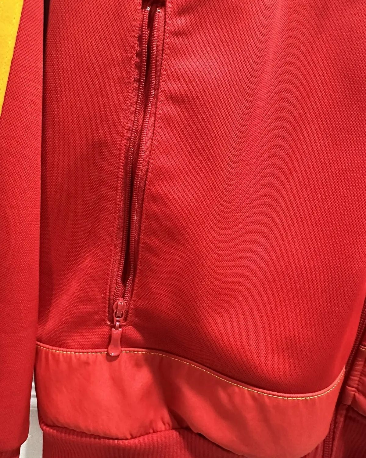 SPAIN WINDBREAKER (2010-11)