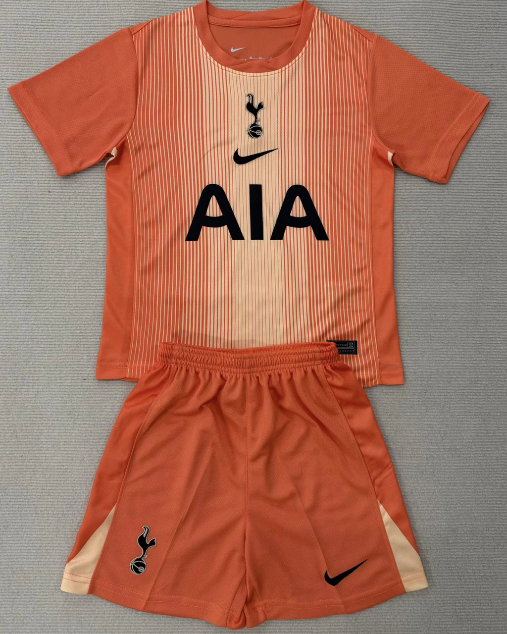 TOTTENHAM kid kit