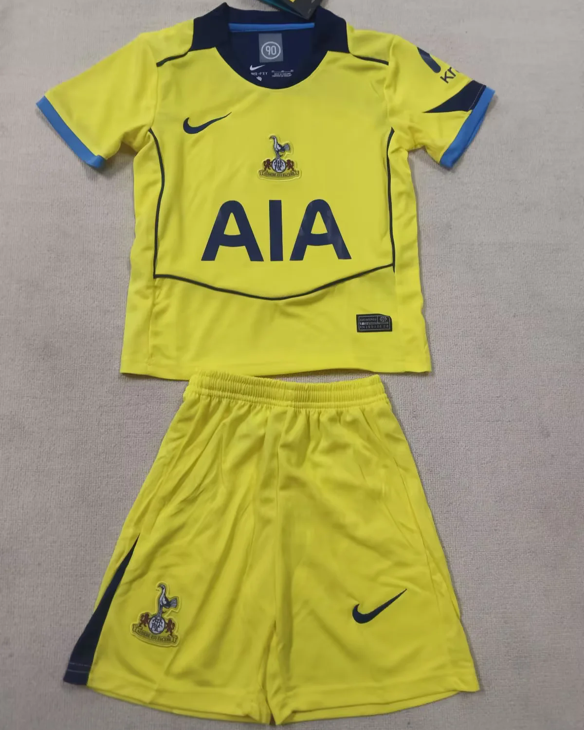 TOTTENHAM kid kit