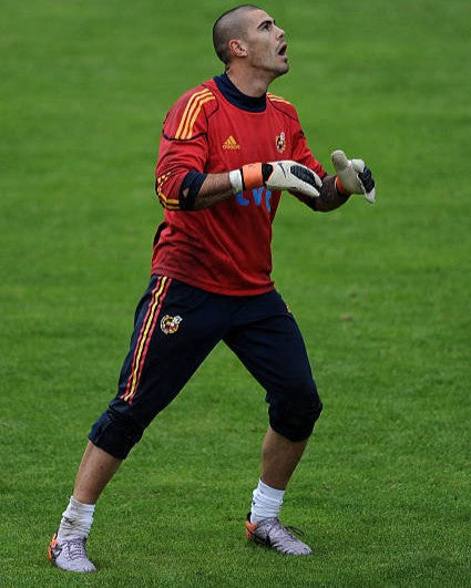 SPAIN WINDBREAKER (2010-11)